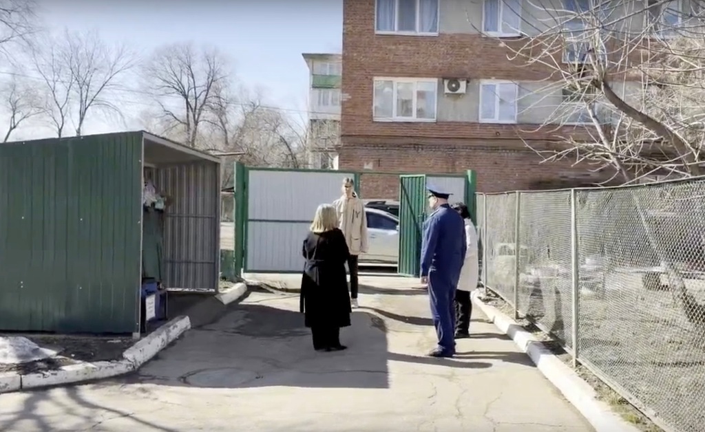 Мусор в школах и садиках: администрация и прокуратура решают проблемы с «Ситиматик» в Энгельсе